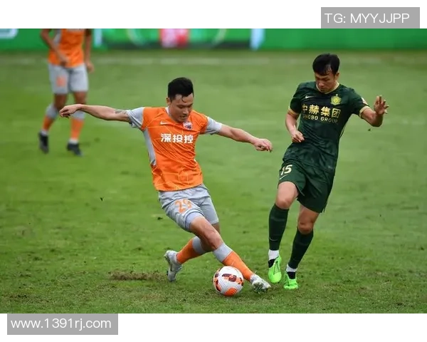 赛后分析深圳足球队与广州足球队的战术意识与表现对比